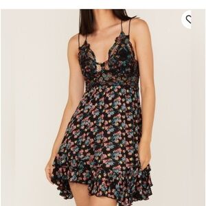 FREE PEOPLE WOMEN'S ADELLA FLORAL PRINT SLEEVELESS SLIP MINI DRESS